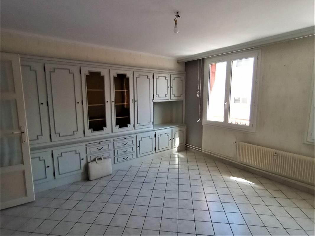 BEAUVAIS CENTRE-VILLE - Appartement 3 pièces, 55,3 m²