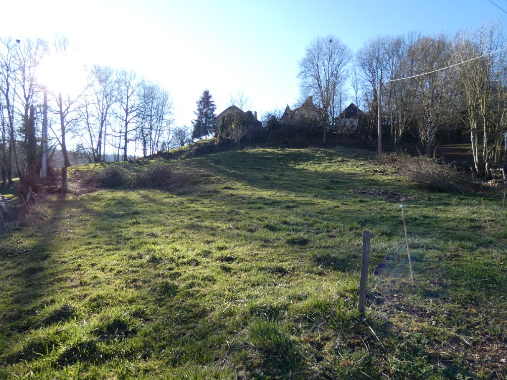 Terrain avec CU Saint Aulaire 2343 m2
