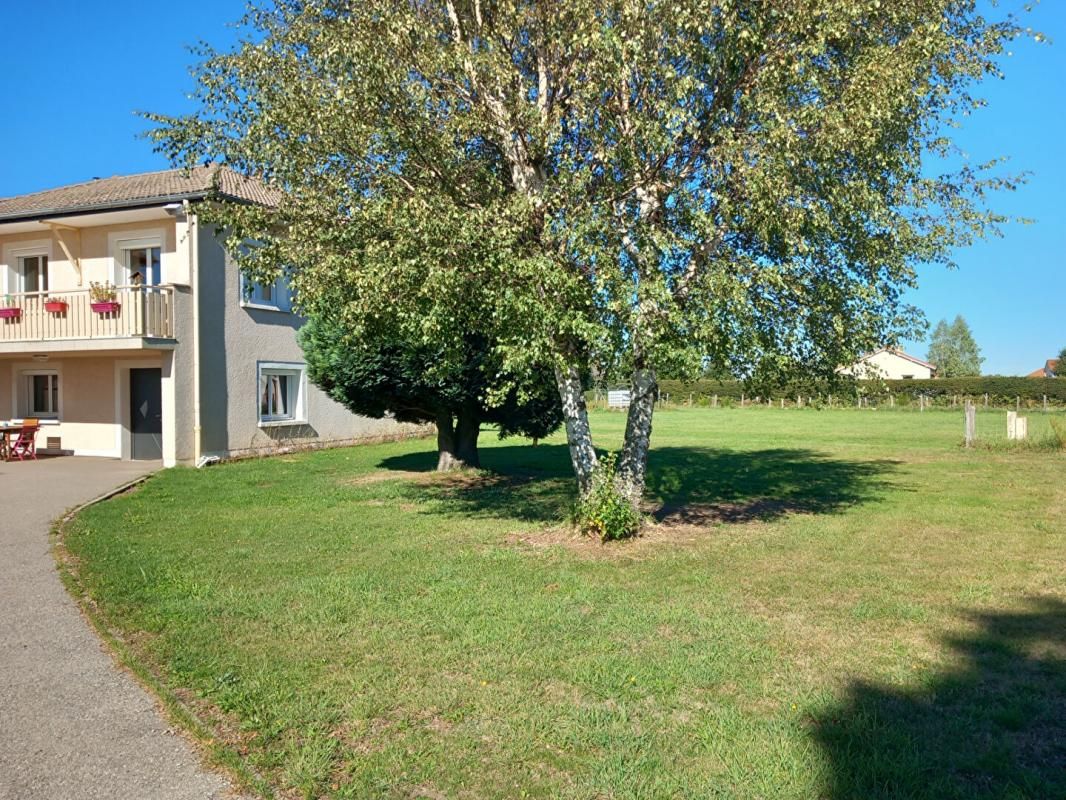 Dunières 43220 maison individuelle 196 m² habitables 3 chambres sur environ 4920 m² de terrain