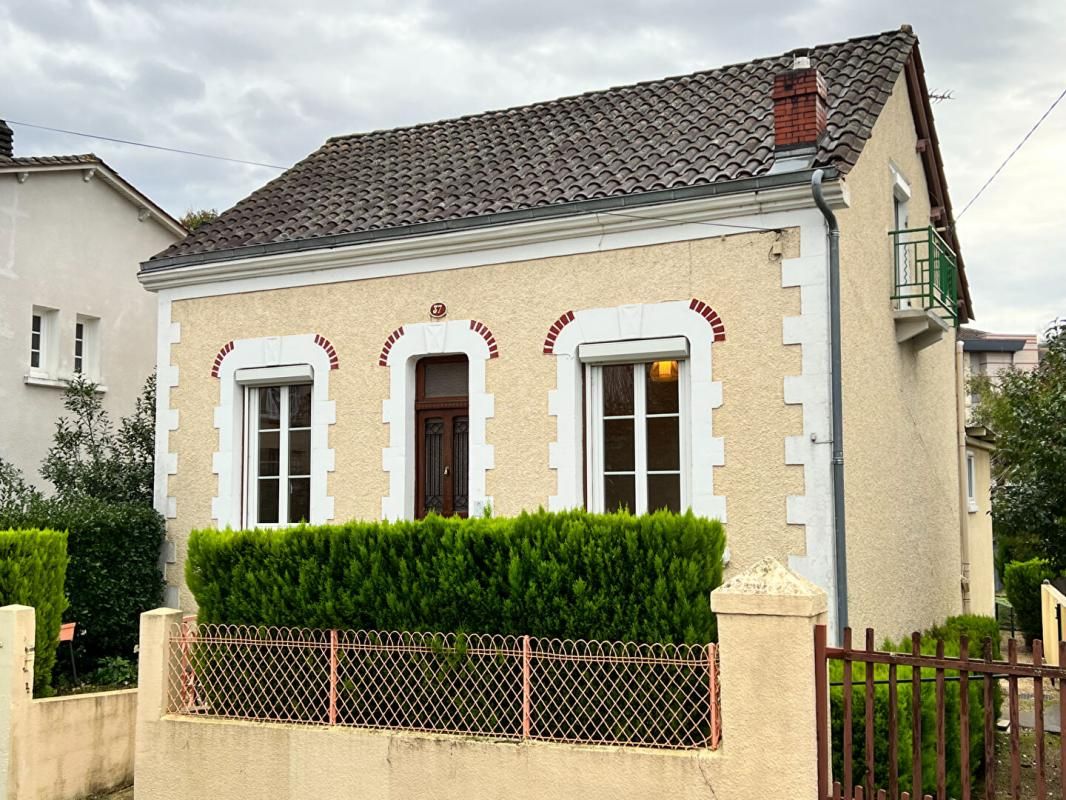 Maison T3/4 d'env. 66.1m² avec 2ch + bureau et jardin au calme sur PERIGUEUX (24000)