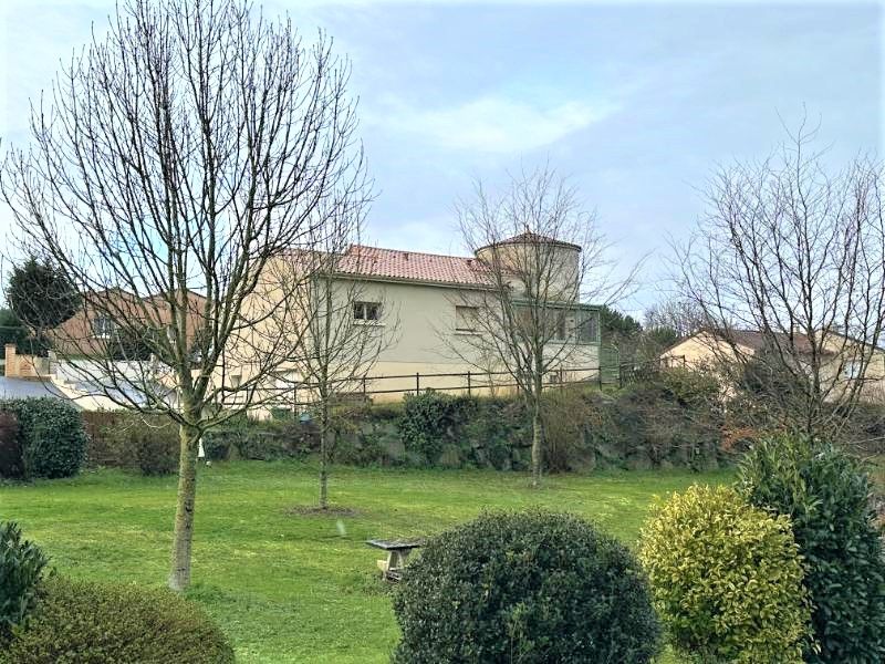 Maison Chanteloup Les Bois 4 pièce(s) 124 m2