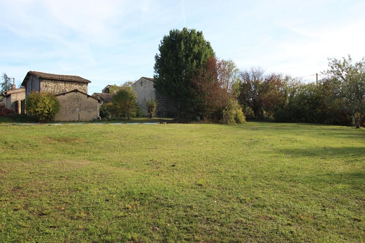 Maison Villefranche De Lonchat - Ensemble immobilier