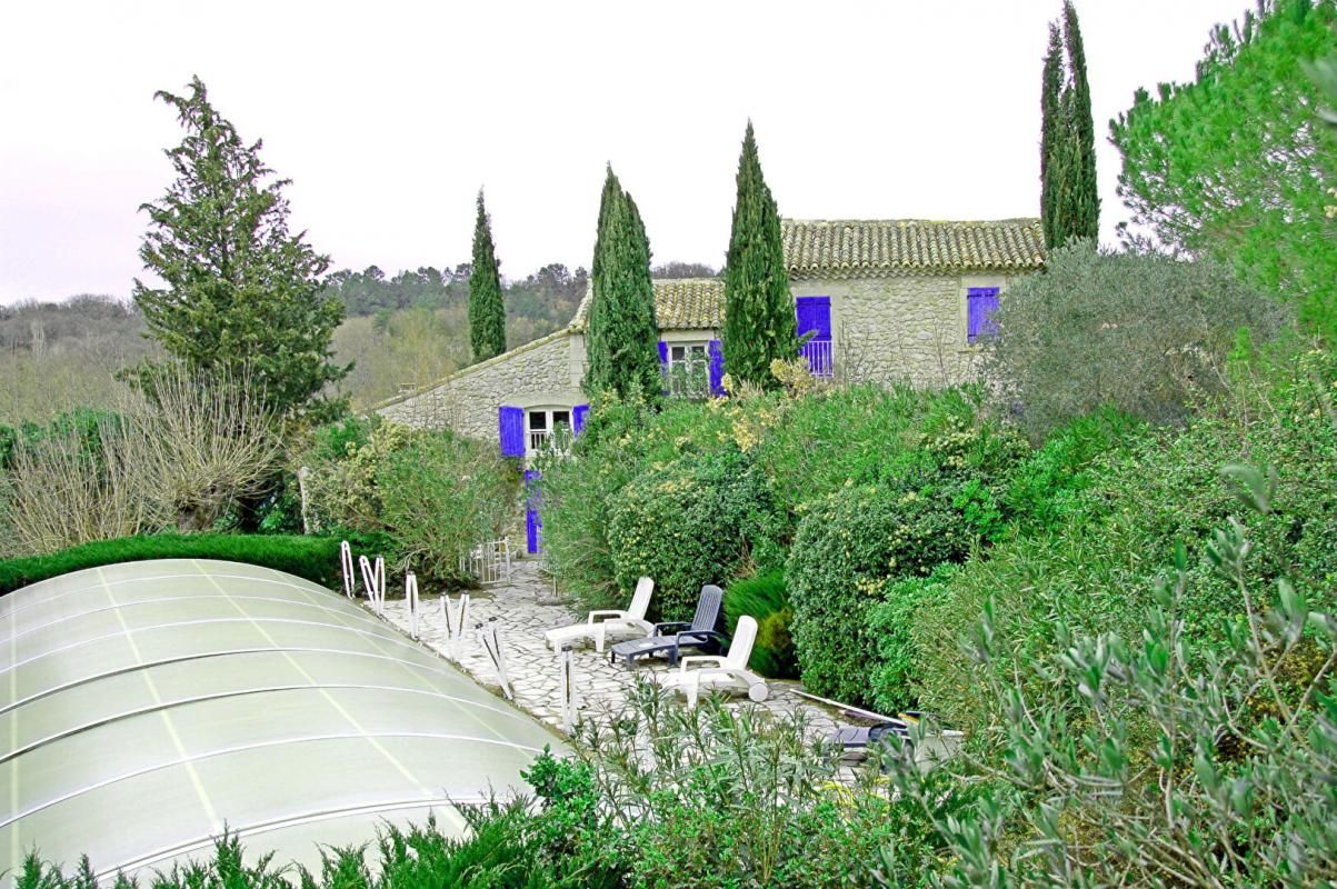 Magnanerie du XVIII siècle de  238 m2 489000 euros