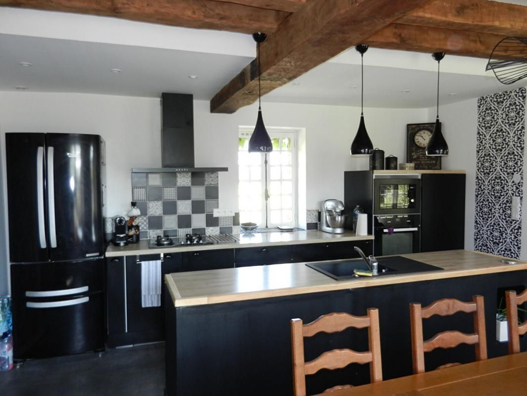 Maison  4 pièce(s) 110 m2