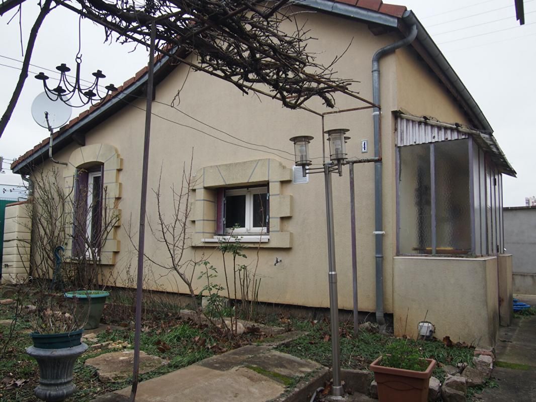 maison Chenove
