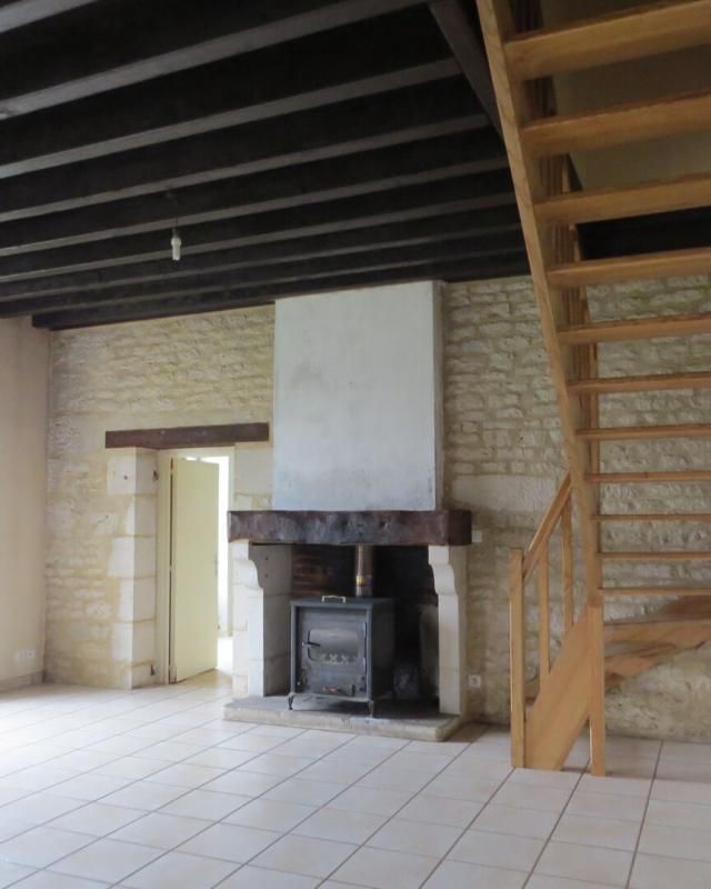 NIEUL-SUR-L'AUTISE Maison de Pays et ses bâtiments en pierres 3