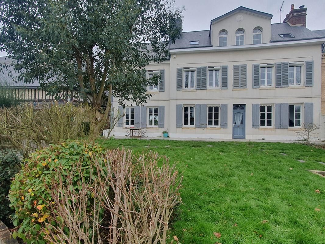 Maison Montivilliers 8 pièces 230 m²