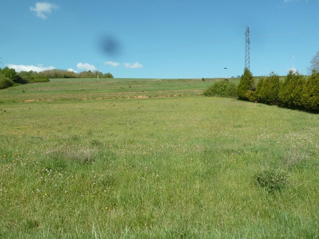 Terrain  1500 m2 situé proche gare tgv