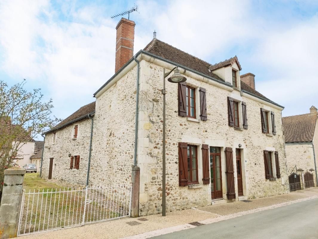 Maison de pays Lureuil 7 pièce(s) 150 m2