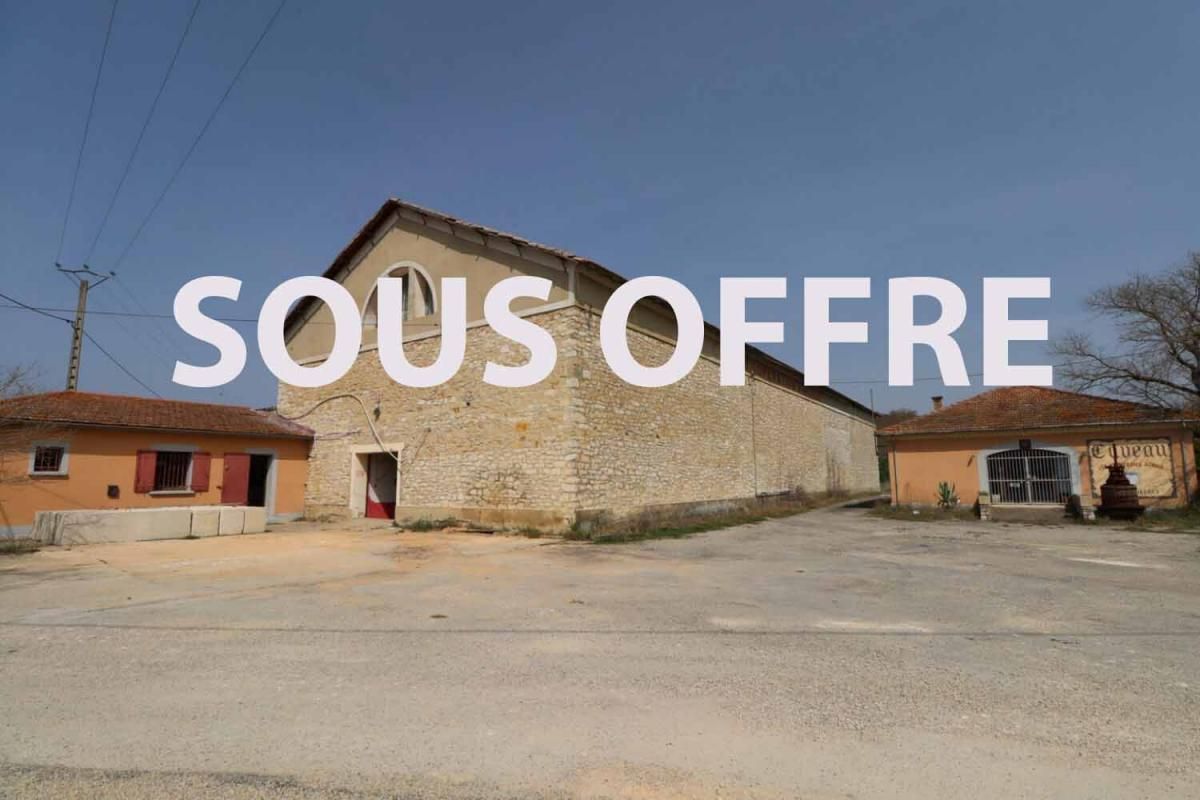 UZES :  Bâtiment industriel, Ancienne cave coopérative de Saint-Siffret en exclusivité