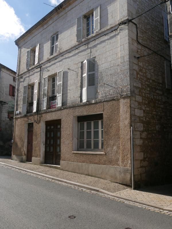 Immeuble de rapport coeur de ville Brantome En Perigord