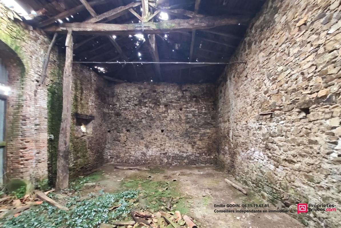 TOUTLEMONDE Grange  1 pièce(s) 250 m2 4