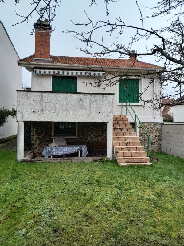 Maison individuelle avec jardin