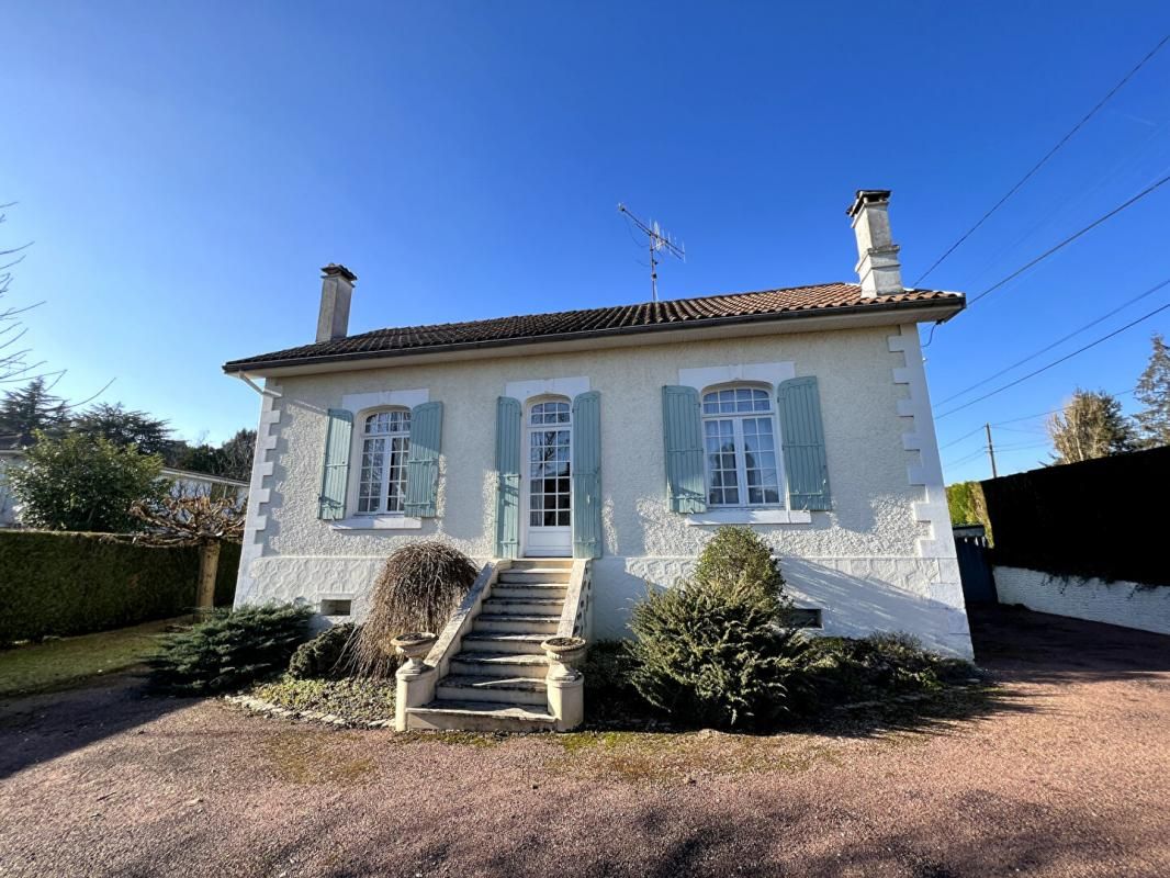 Maison St Yrieix Sur Charente 5 pièce(s) 140 m2