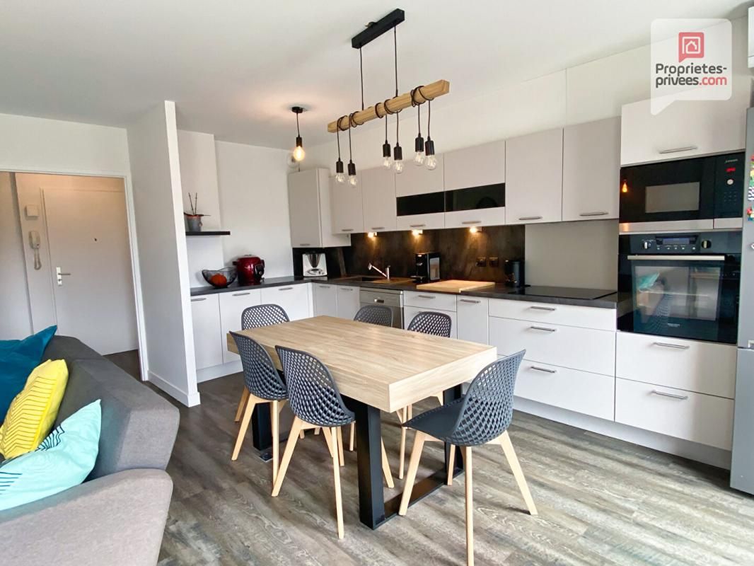 Appartement duplex type T4 - 117 m2 (85 m2 Carrez)