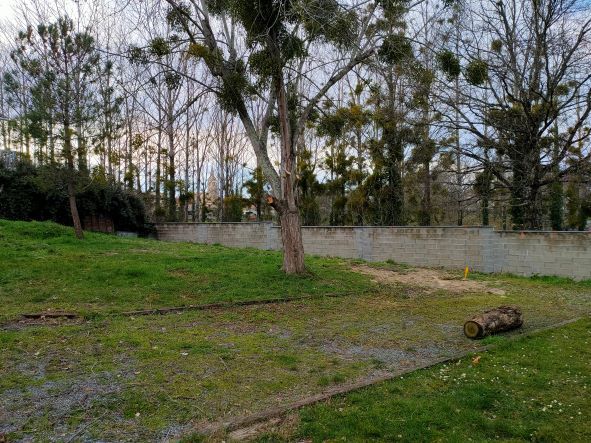 Terrain à bâtir 650 m2 "LIBRE DE CONSTRUCTEUR"