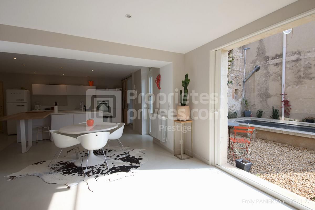 Maison de village rénovée avec extérieur