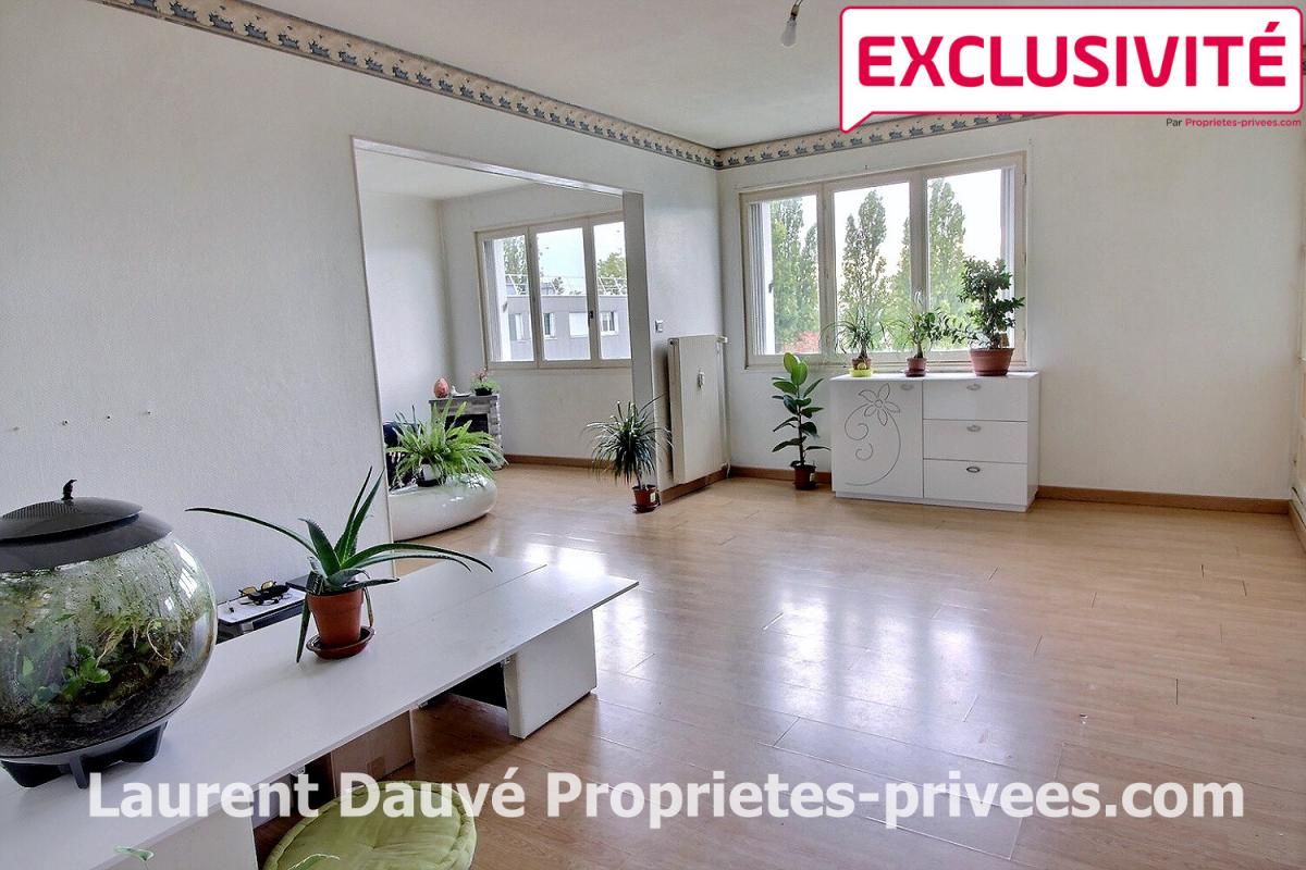 45400 - FLEURY LES AUBRAIS - Appartement 4 pièces avec loggia, cave et parking