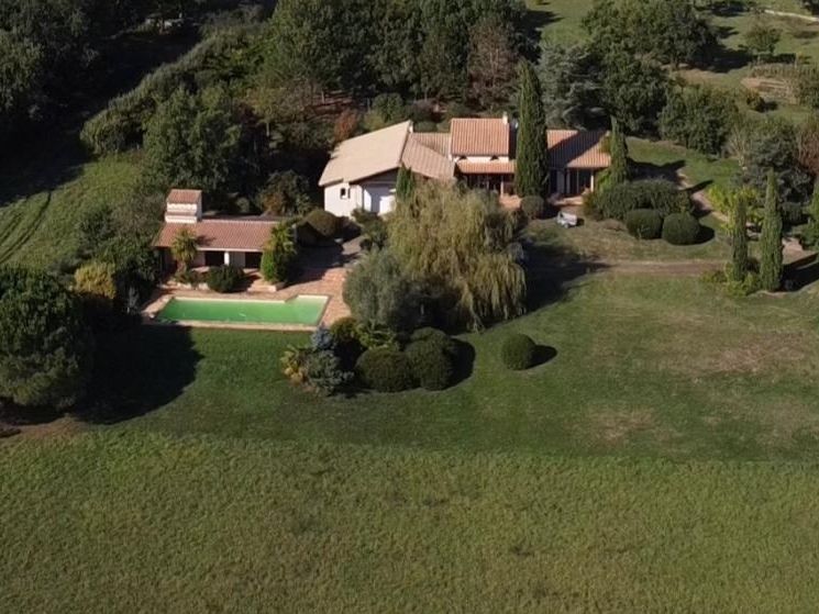 Le Fousseret, superbe propriété 6,2 hectares avec vue Pyrénées