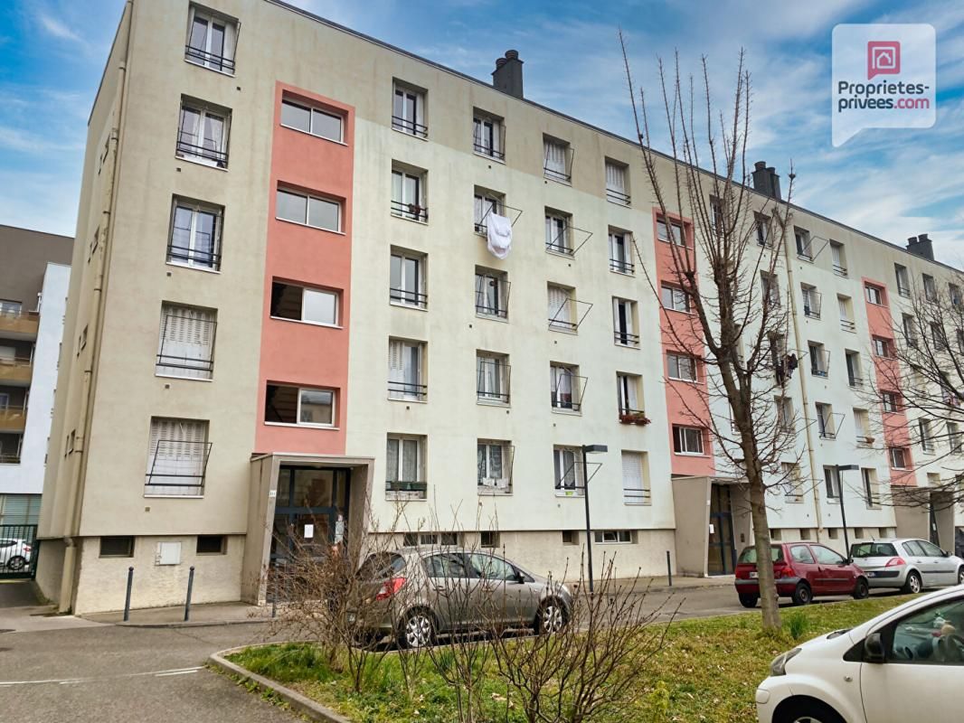 Appartement Fontaine 2 pièce(s) 37.58 m2