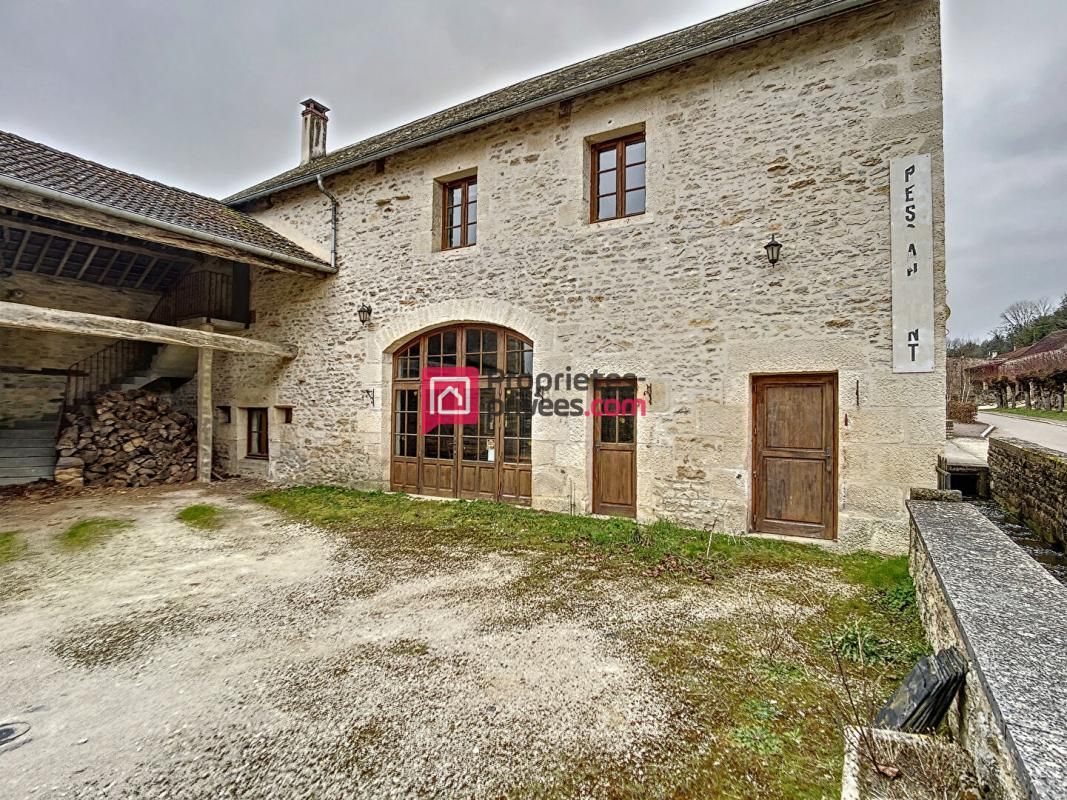 Propriété Dissangis 380 m2