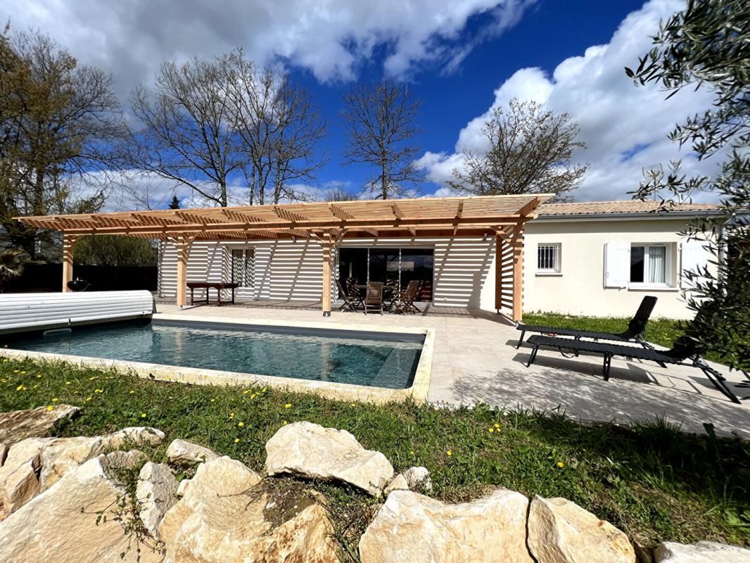 Maison Fleac 5 pièce(s) 133 m2