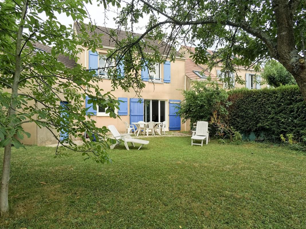 GUERMANTES - MAISON FAMILIALE 5 PIÈCES - 144 m2