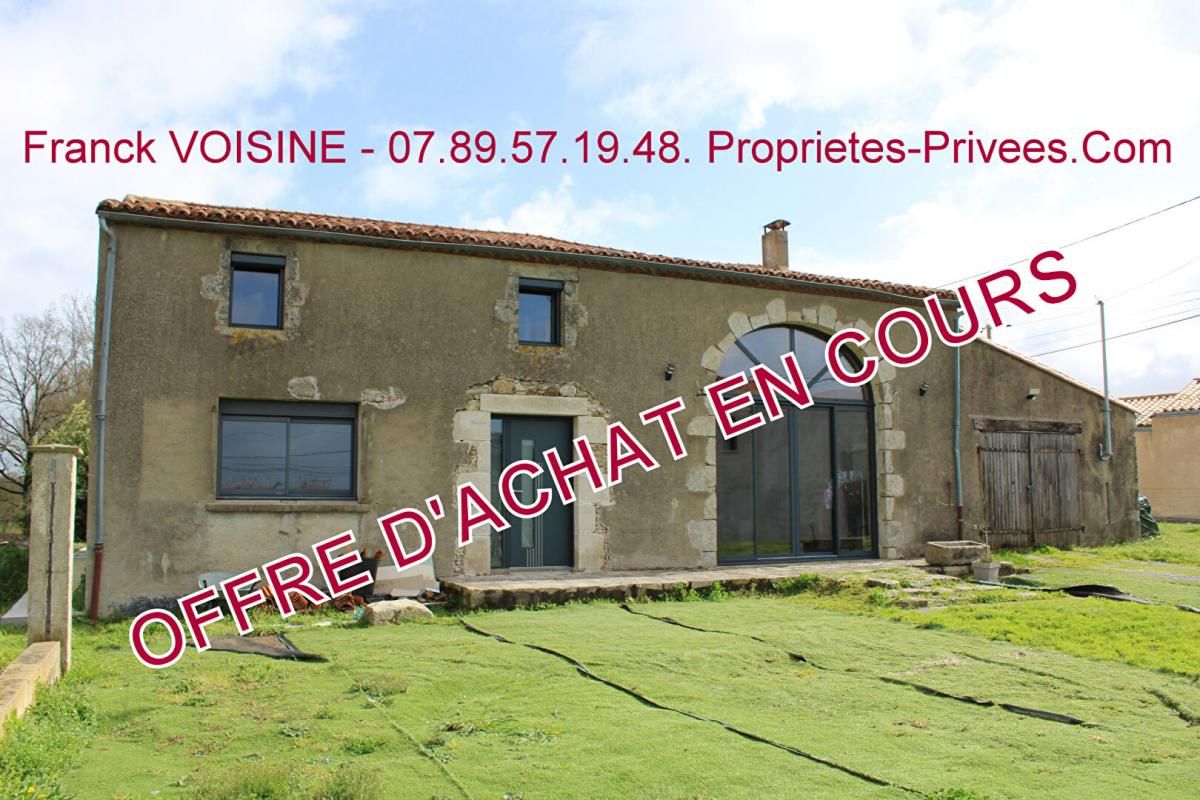 Maison  A VENDRE - Les Herbiers - 3 Chambres - 160 m2 env  sur parcelle de 2350 M2 env