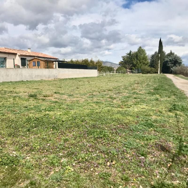 Terrain Sainte Tulle 1500 m2