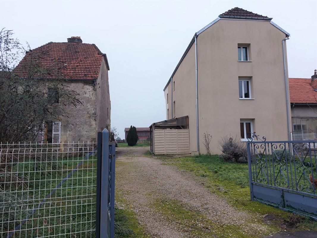Maison Menoux 4 pièce(s) 113 m2 jardin