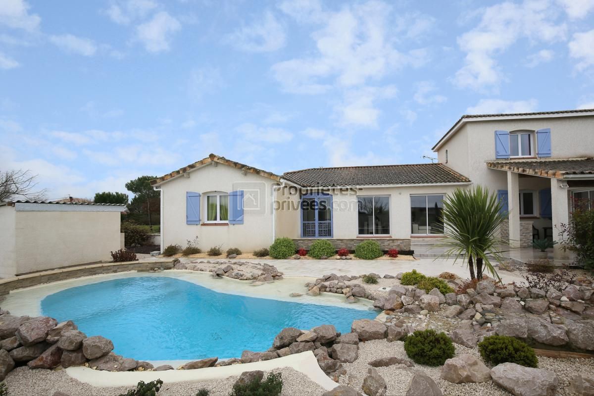 EXCLUSIVITE VILLA AVEC PISCINE & SPA & ANNEXE