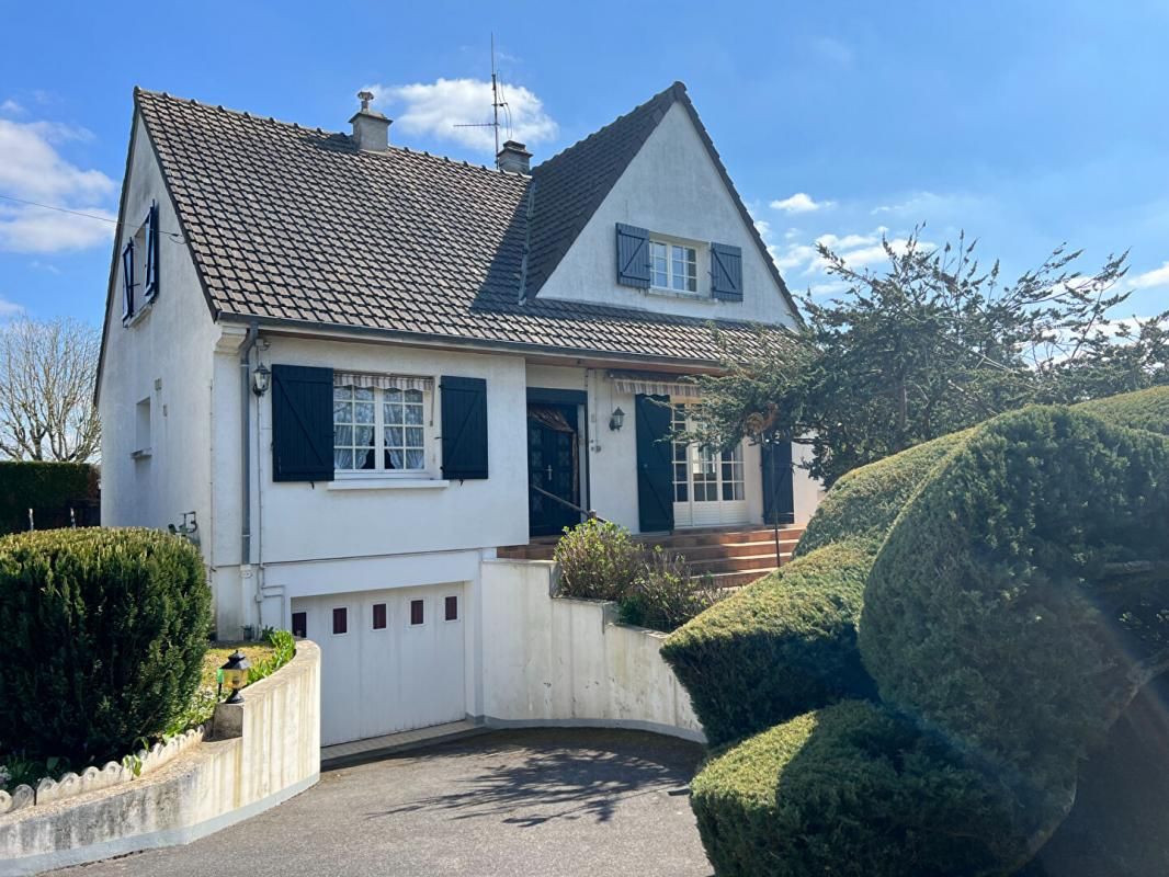 Maison Villers Cotterets 8 pièce(s) 125 m2