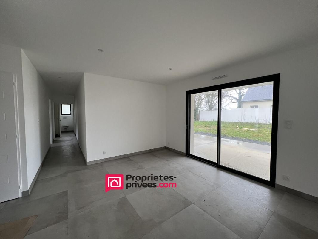 Maison neuve à Derval, 7 pièce(s) 142 m2, 4 chambres, terrain de 1907m²
