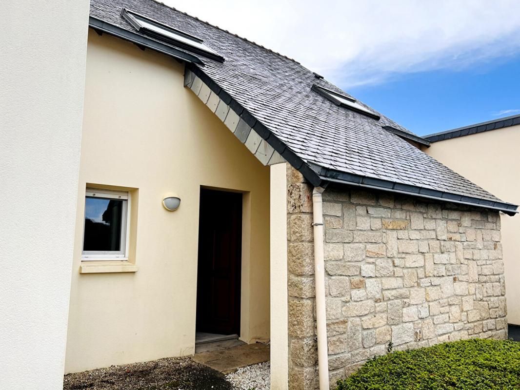 Séné, quartier calme Hippodrome Maison T4- Jardin-garage