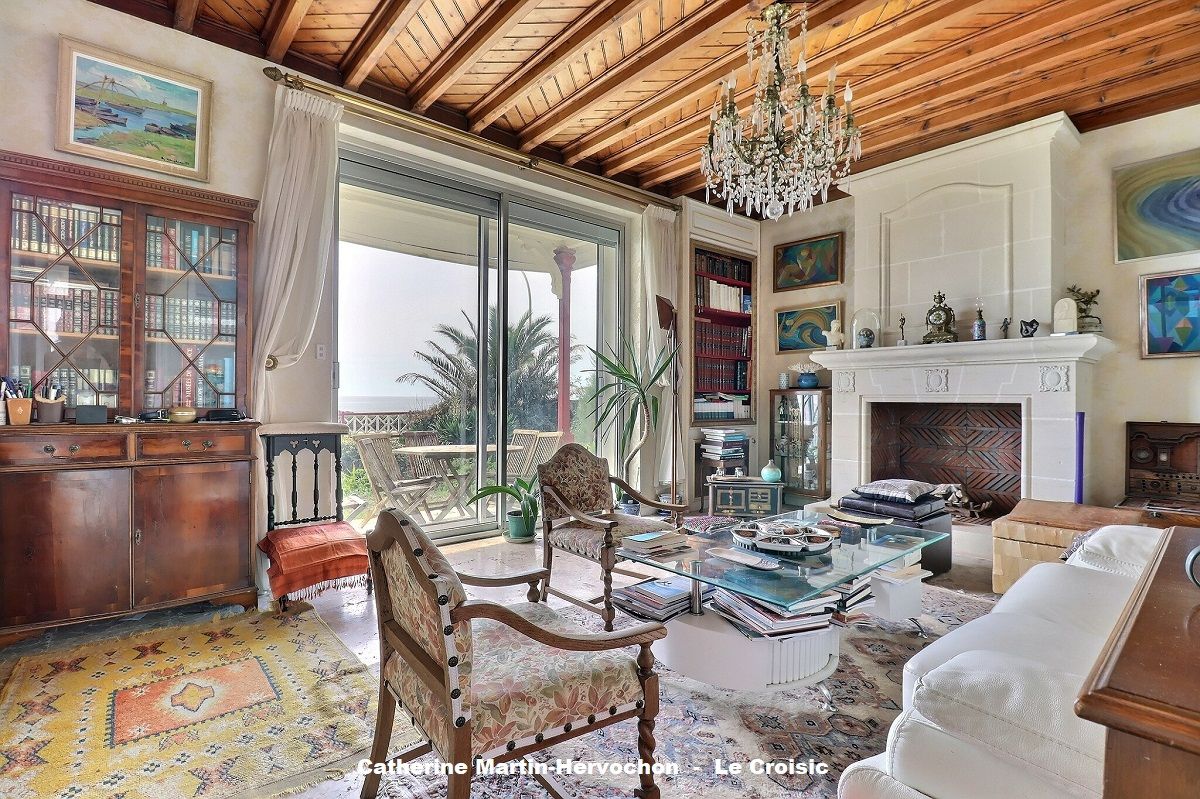 VILLA DE CARACTERE FACE MER - BIEN D'EXCEPTION