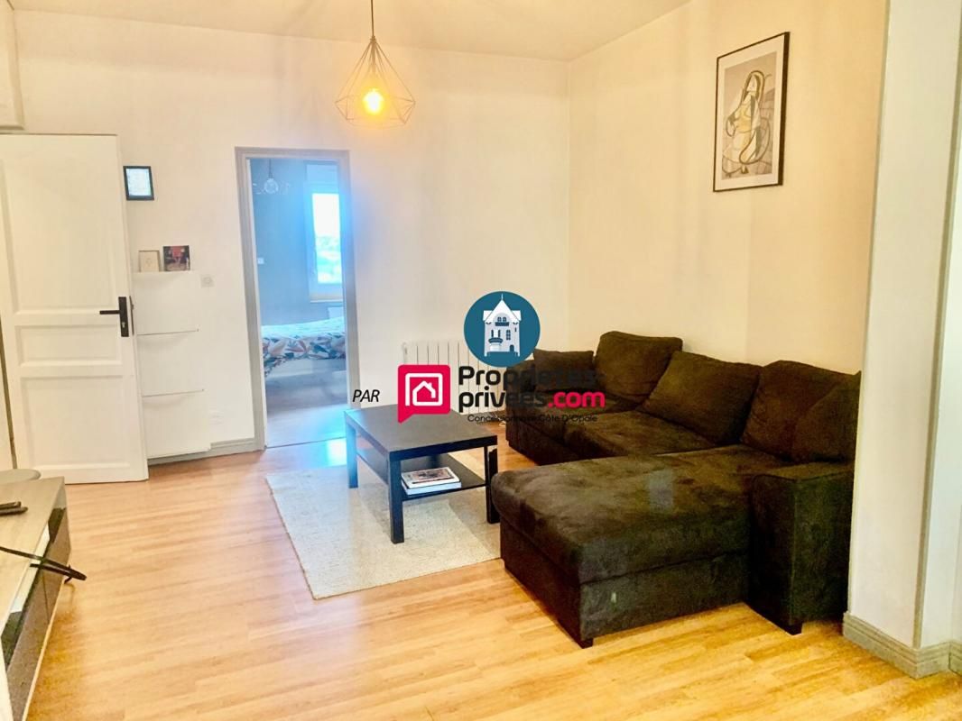 BOULOGNE-SUR-MER L'Agence Wimereusienne par Propriétés-Privées .Com vous propose : 3