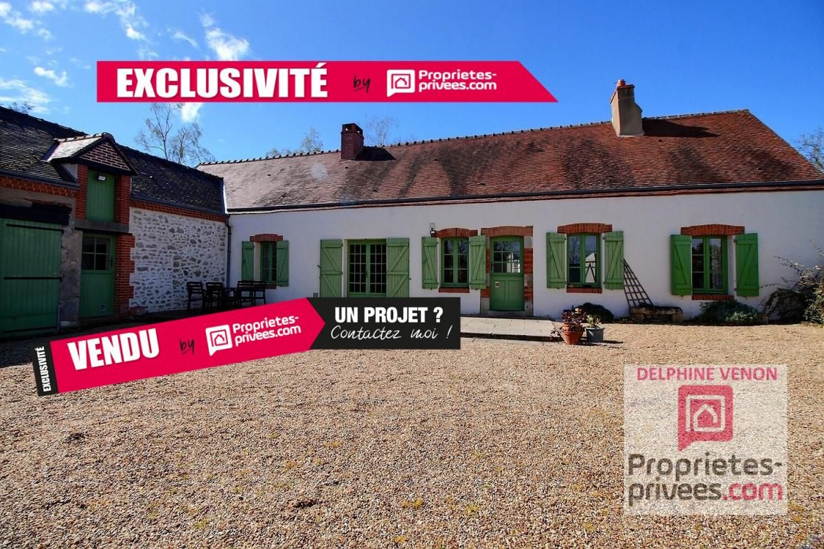 Exclusivité - Corps de ferme rénové de 220 m² avec beaucoup de cachet à Saint Martin d'Abbat sur 4060 m² au calme