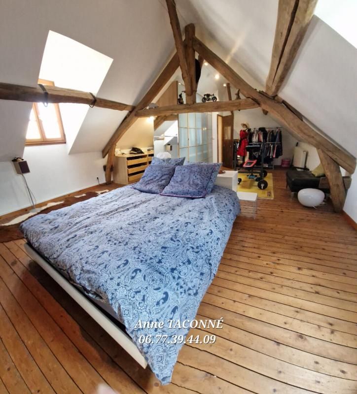 MEREVILLE Maison en pierre 2