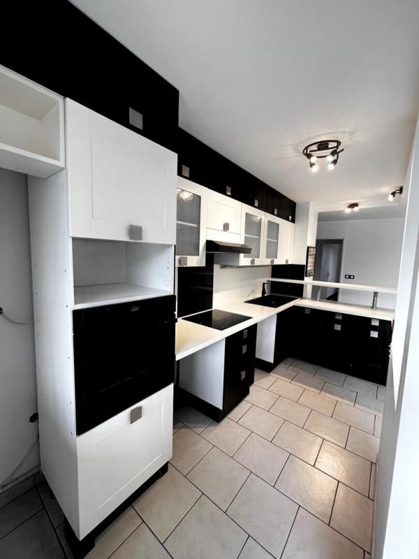 Appartement Evry Courcouronnes 4 pièce(s) 81.75 m2