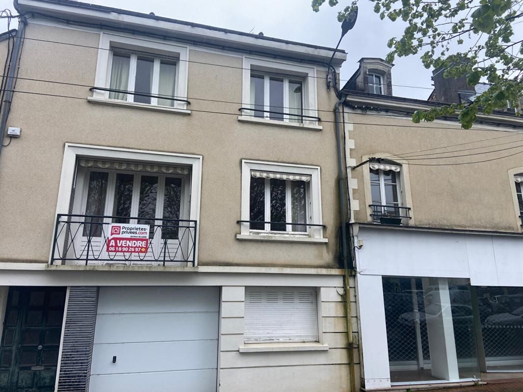 Maison Sable Sur Sarthe 8 pièce(s) 182 m2