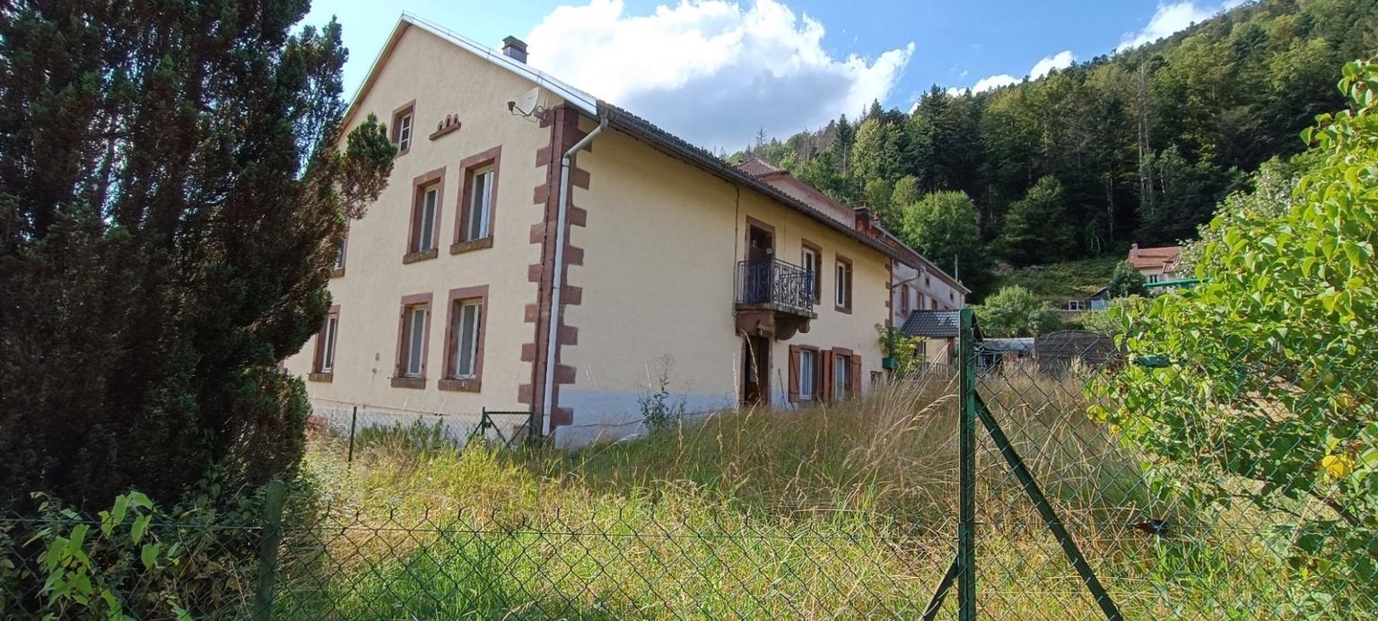 Maison  3 appartements 235 m2  Servance-Miellin