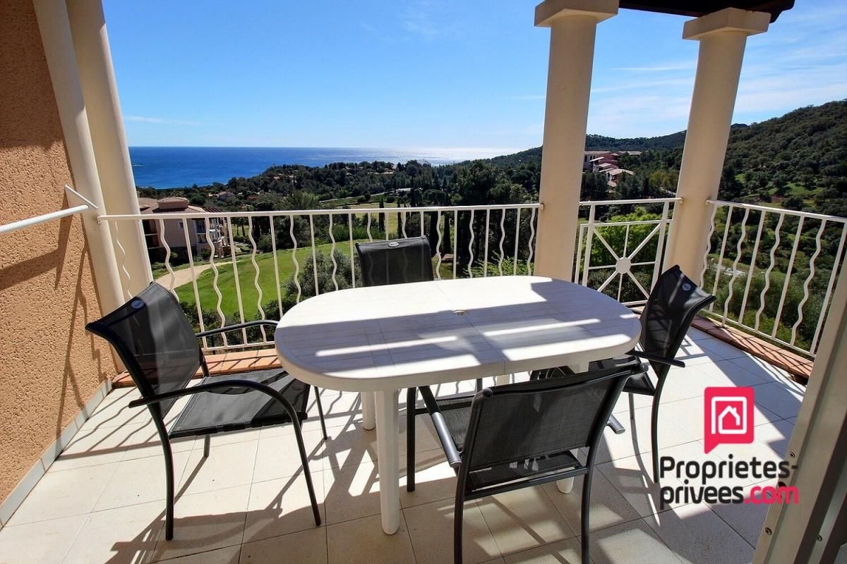 CAP ESTEREL- Appartement 2 pièces VUE MER- Terrasse et Parking