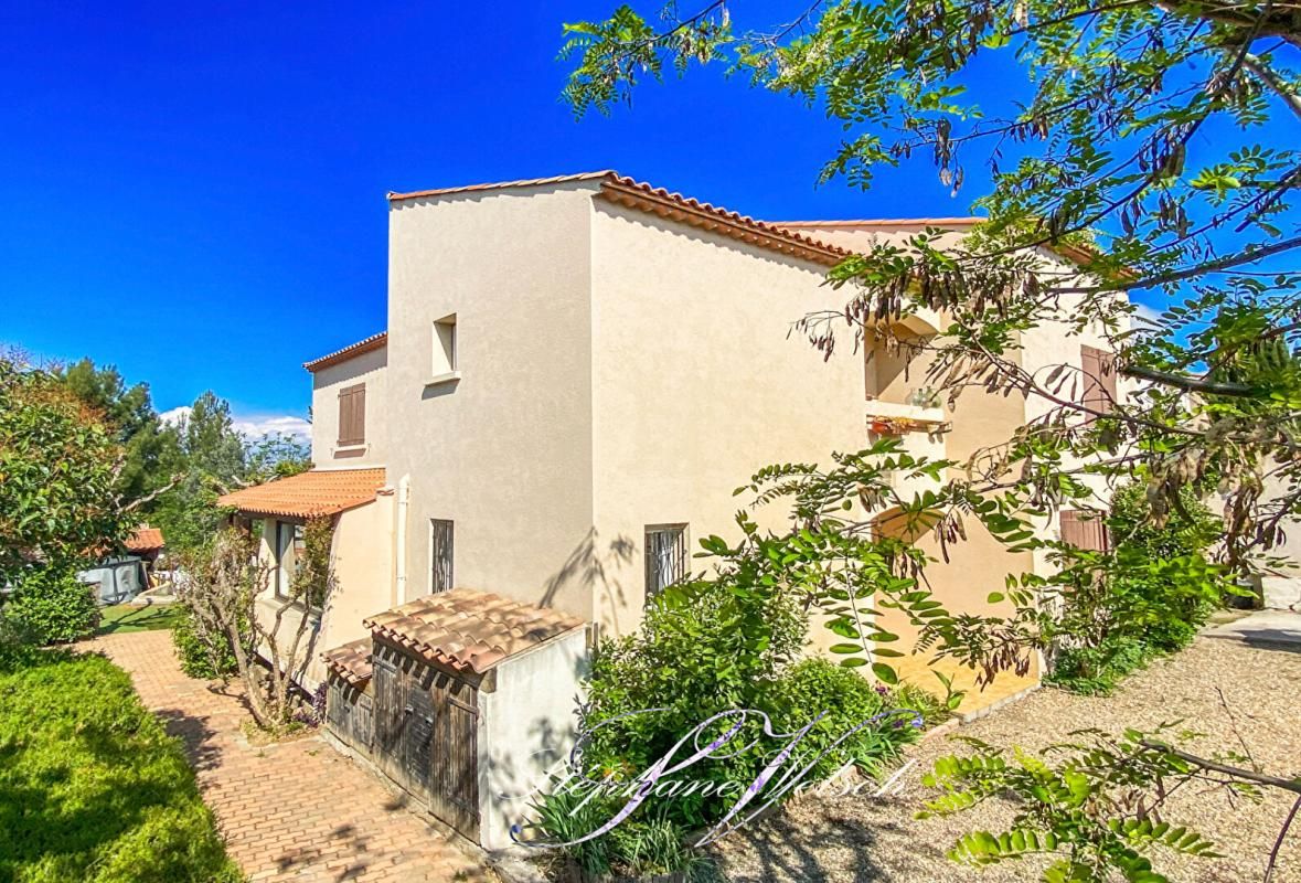 Maison d'architecte Béziers-Capiscol-Canal du Midi, 7 pièce(s) 180 m2 - 800 m2 de terrain