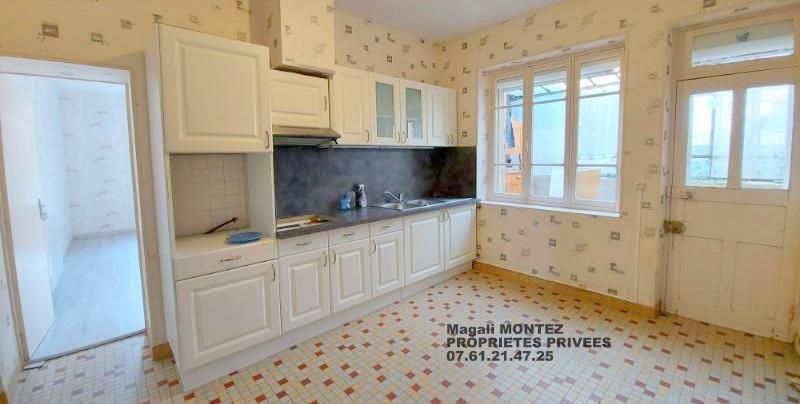 Maison 15ème siècle 4 pièce(s) 106m2 sur 1.000 m2 de terrain - CHAOURCOIS 10210