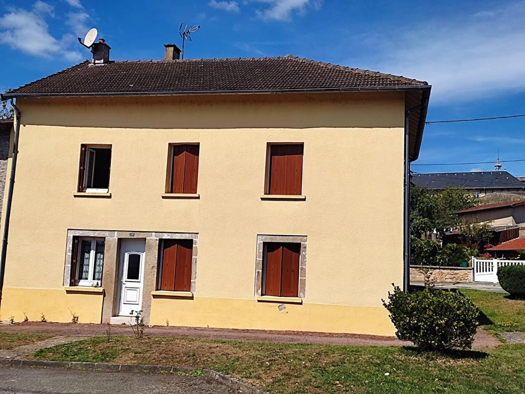 Maison Bourganeuf 10 pièce(s) 170 m2