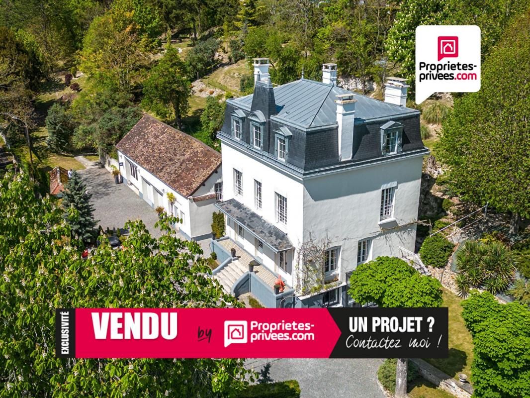 Demeure de prestige 8 pièce(s) 300 m2 dépendances cave jardin 6645m2 895000 FAI