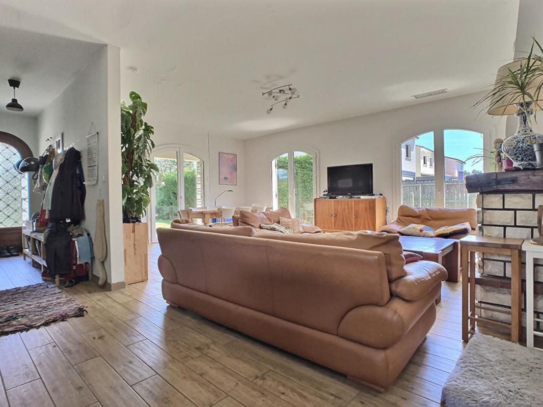 Vente Maison 128 m² VILLENAVE-D'ORNON (33140)
