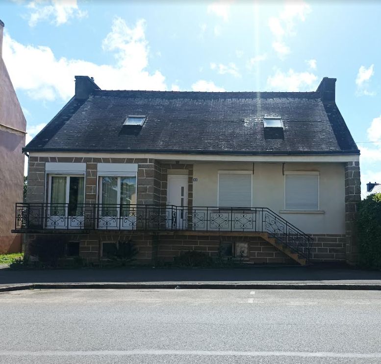 29530 Plonevez du Faou maison de bourg avec 3 chambres et jolie terrain à l'arrière sous sol