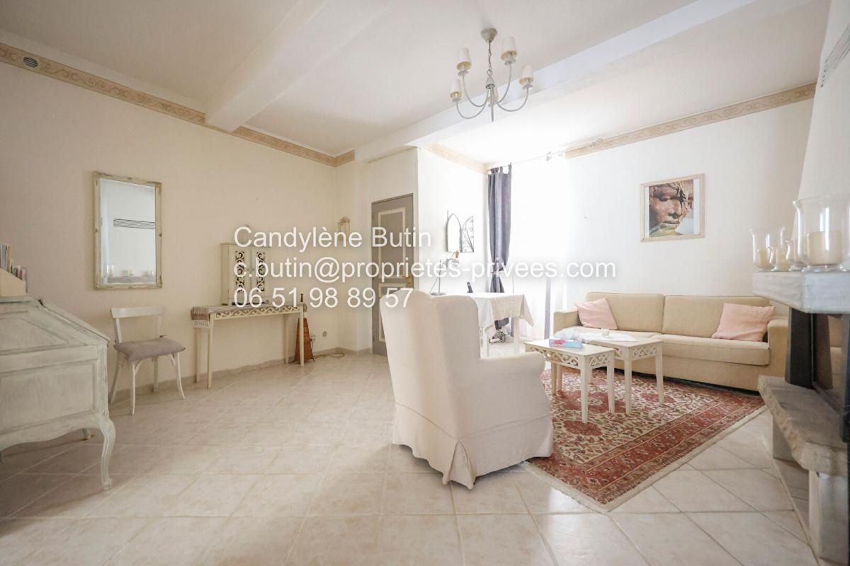 MAISON COSY MEUBLEE DE 126M² AVEC CAVE ET COUR