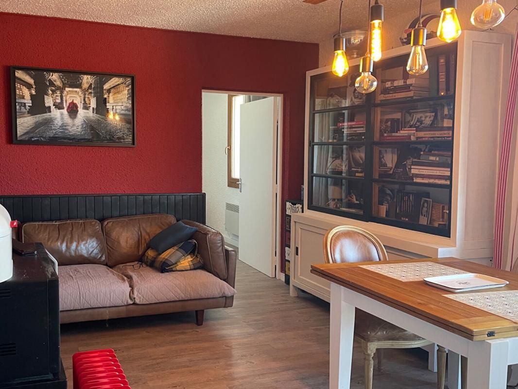 Appartement  2 pièces 35 m2 Montclar (04140)